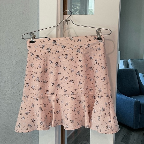 Altar'd State Dresses & Skirts - Altar'd State Floral A-Line Skirt in Pink Size Small